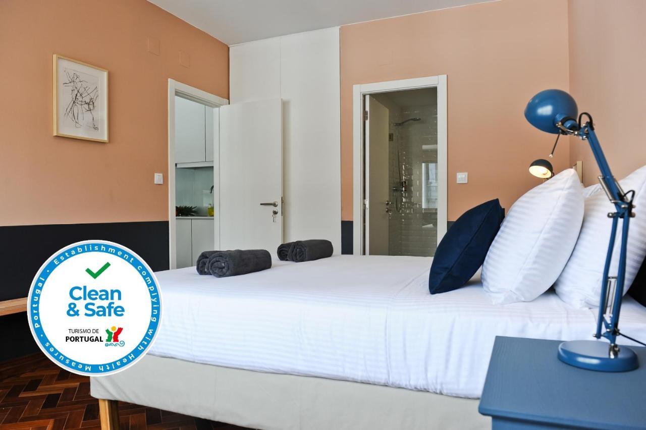 Cosmopolitan Comfort In Lisbon 4A- By Misha'S Place Экстерьер фото